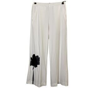 Alembika Tekbika Women’s White Wide Leg Flowy Pants with Bold Floral Accent XS/S